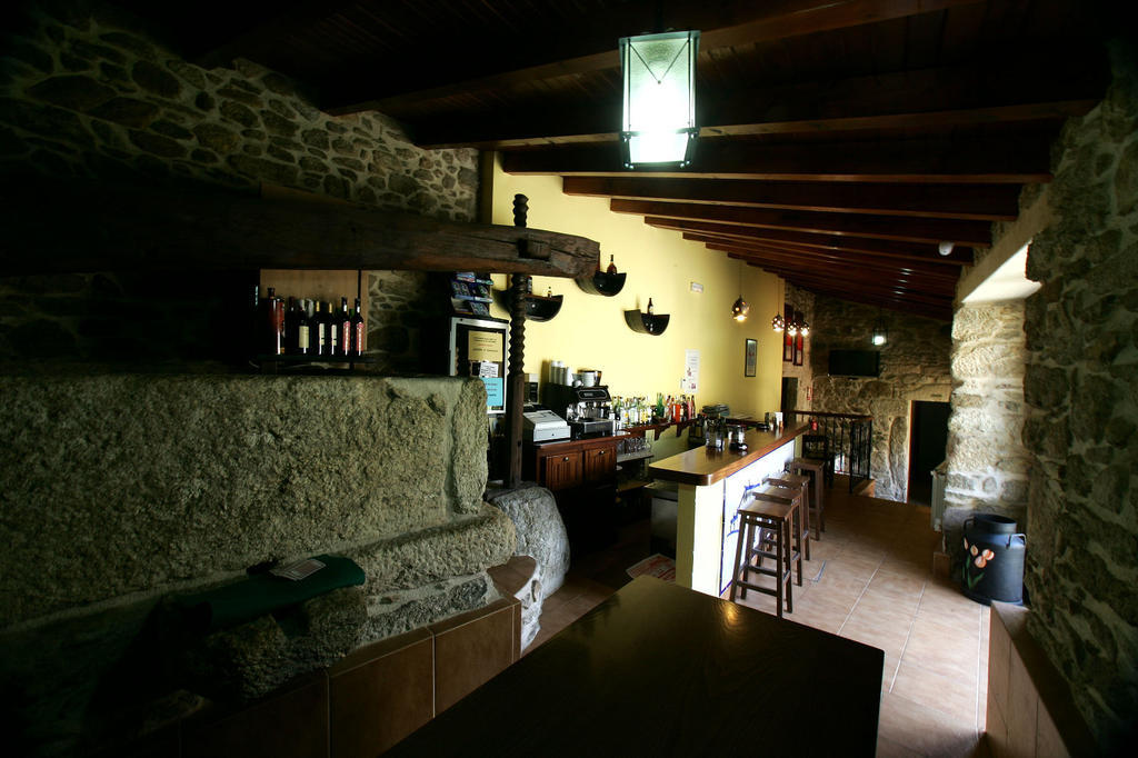 Hostel Casa Da Botica A Estrada Os Casares Zewnętrze zdjęcie