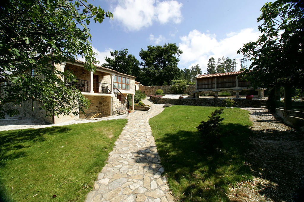 Hostel Casa Da Botica A Estrada Os Casares Zewnętrze zdjęcie