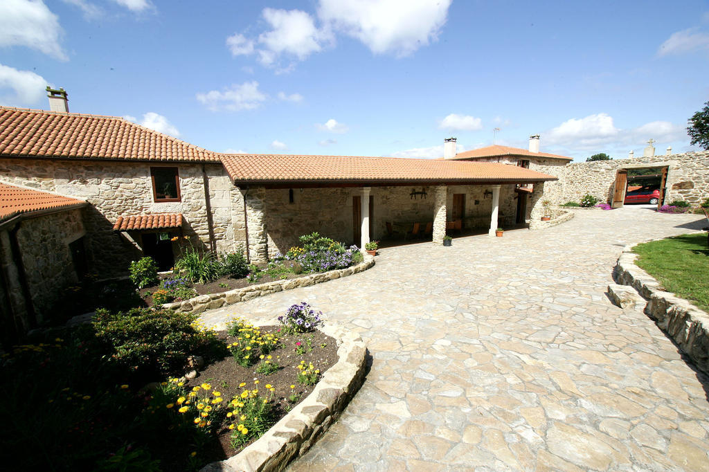 Hostel Casa Da Botica A Estrada Os Casares Zewnętrze zdjęcie